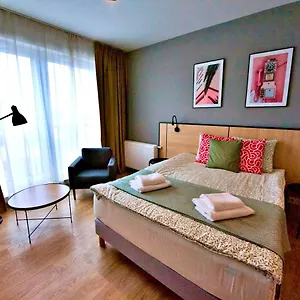 Bk Praga - National Stadium - Comfortable For 4 People Apartament